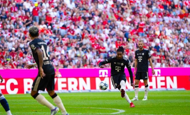 九游登录入口关于比赛局势复杂首场状态出色，G2观众沸腾！，凯恩重返赛场再创辉煌时刻的信息