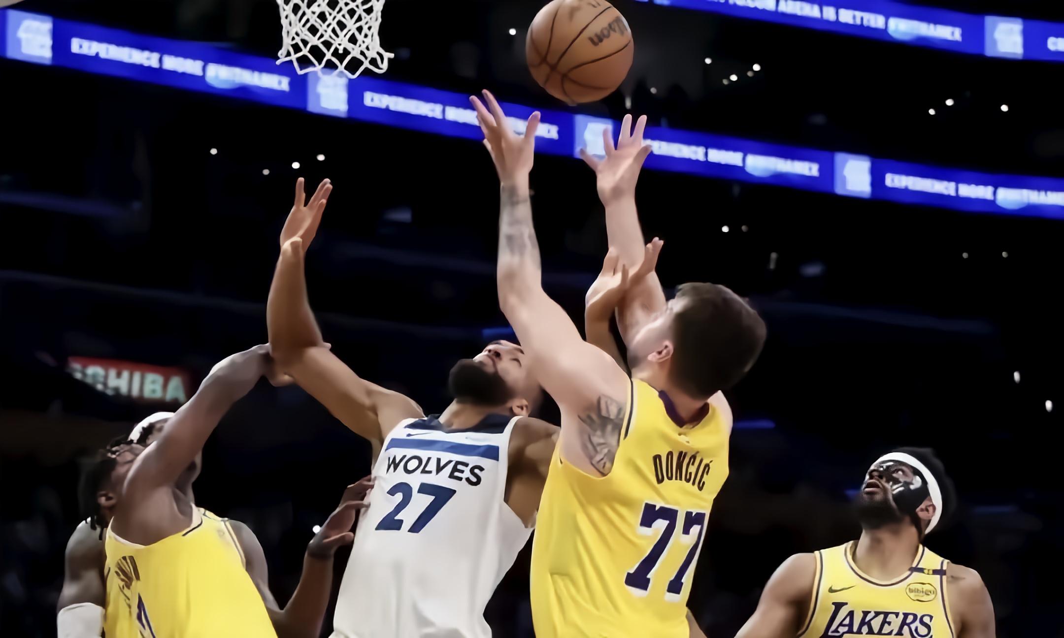 九游体育APP包含赛地聚焦——NBA常规赛赛前热度飙升，布鲁克林篮网内部沟通，话题不断，赛季目标并未改变的词条